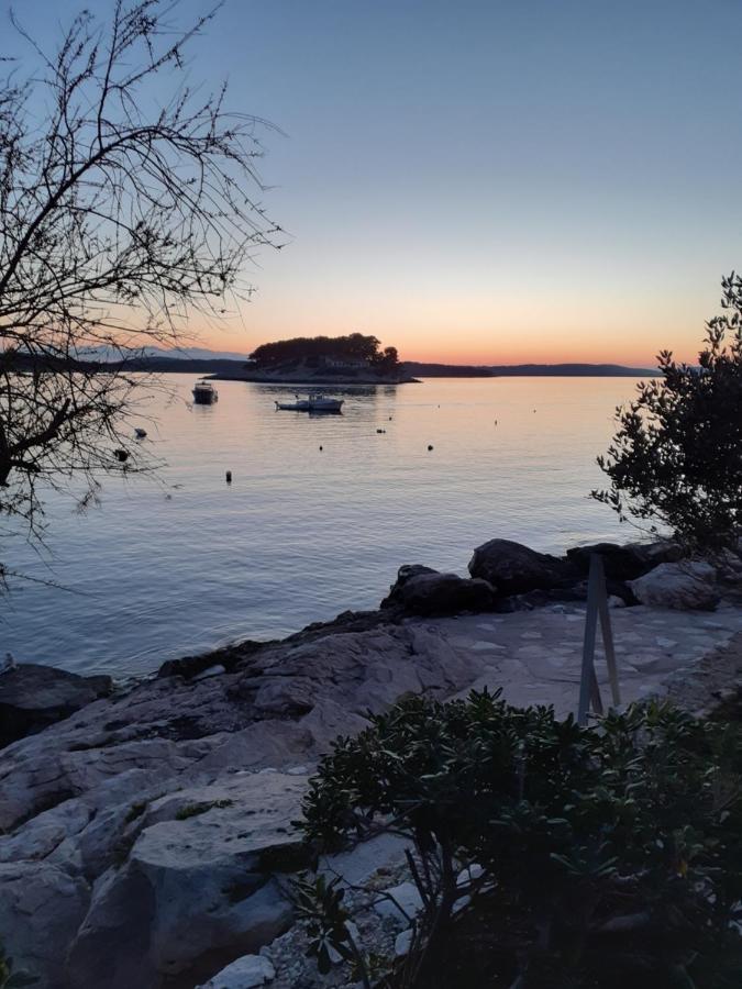 Barko Apartment And Rooms Χβαρ Εξωτερικό φωτογραφία