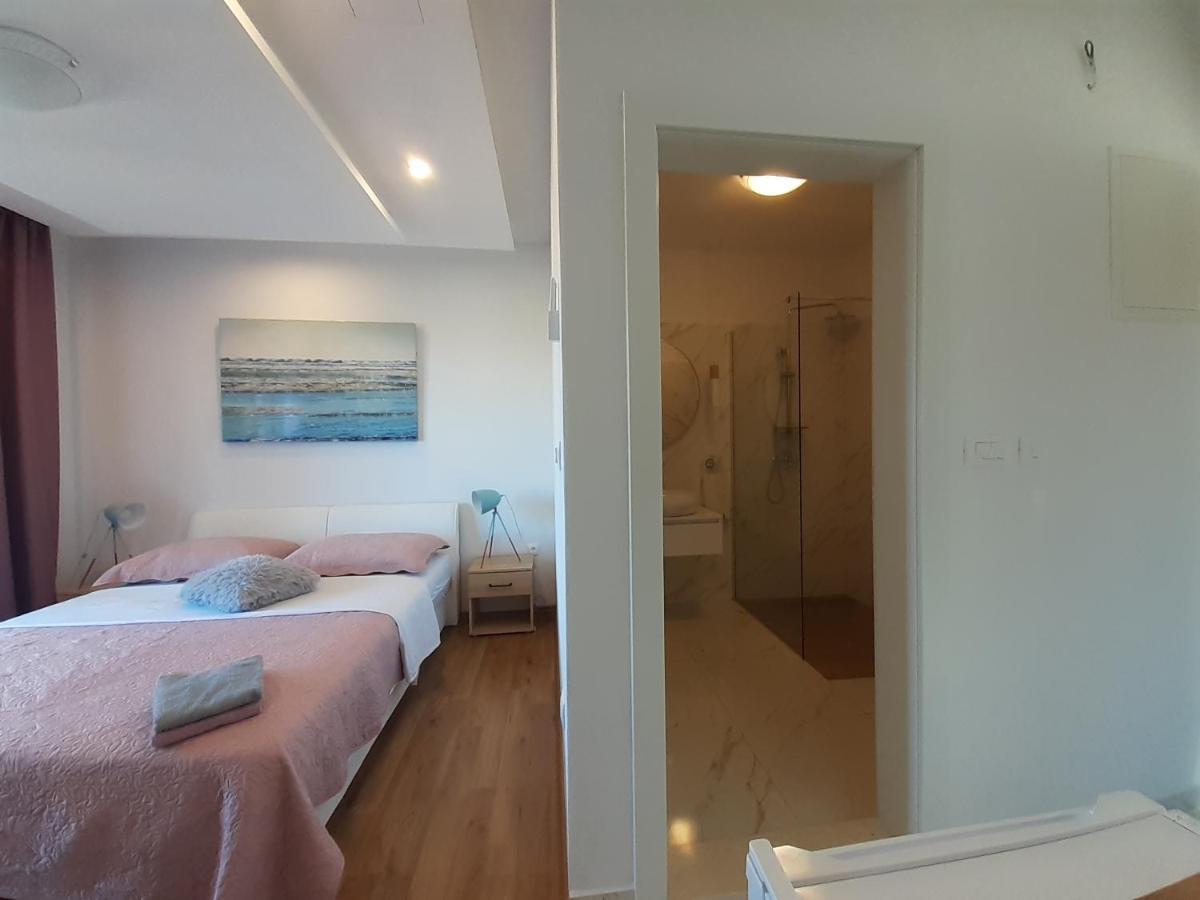 Barko Apartment And Rooms Χβαρ Εξωτερικό φωτογραφία